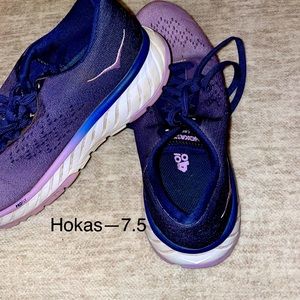Hoka tennis shoes